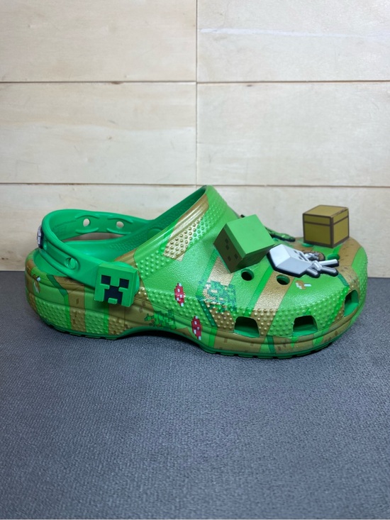 Crocs Other - Crocs Classic Clogs Minecraft Green Unisex Kid's Size 13 Shoes Slip-Ons